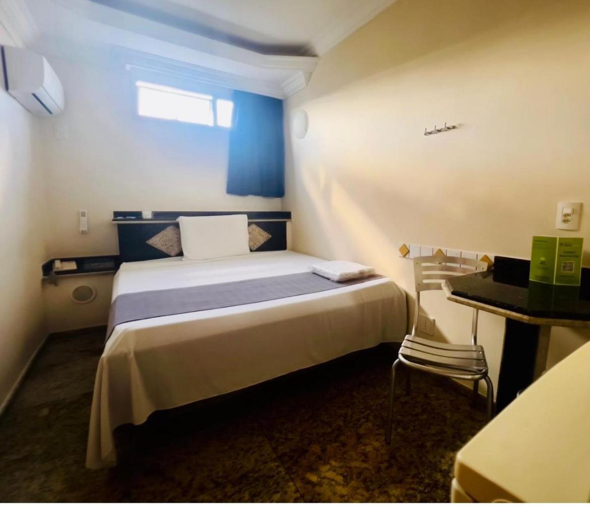 Hotel Buriti Stop (Adults Only) Goiânia Eksteriør bilde