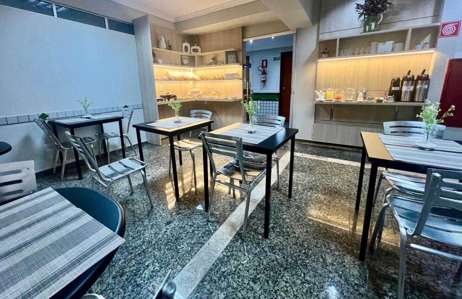 Hotel Buriti Stop (Adults Only) Goiânia Eksteriør bilde